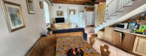 Casa in Montagna, in posizione panoramica sul Monte Baldo, vicino al Lago di Garda, Altezza 1000 mt